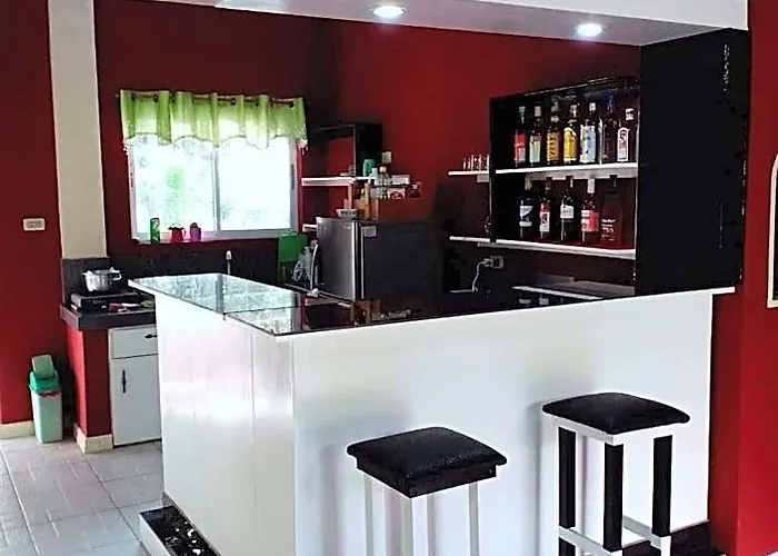 Adivayan Place Moalboal